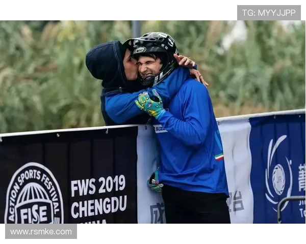 广州极限运动队与重庆极限运动队速度对决的精彩赛后分析与复盘