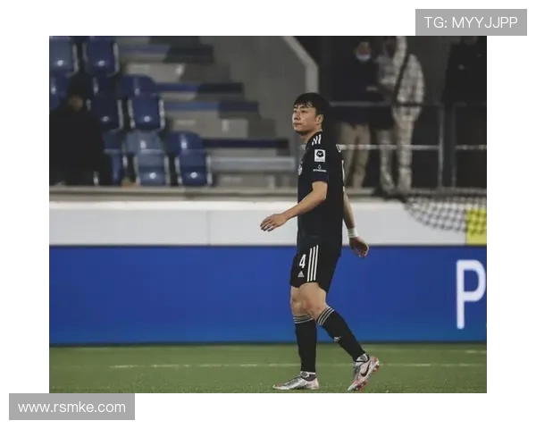 李磊专访：从青涩少年到网球明星的成长之路回顾