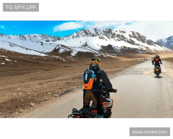 深圳极限运动队在世界攀岩锦标赛中以59分领先积分榜，展现强劲实力