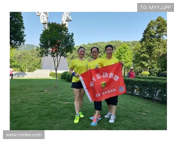 深圳羽毛球队技术争议引发热议球员表现与战术选择成焦点讨论 深圳羽毛球队技术争议引发热议球员表现与战术选择成焦点讨论