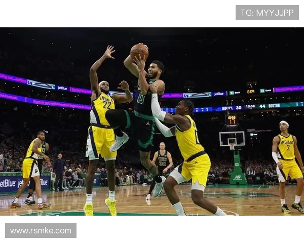 勇士与奇才今日对决聚焦NBA赛场精彩瞬间与球员表现分析 勇士与奇才今日对决聚焦NBA赛场精彩瞬间与球员表现分析