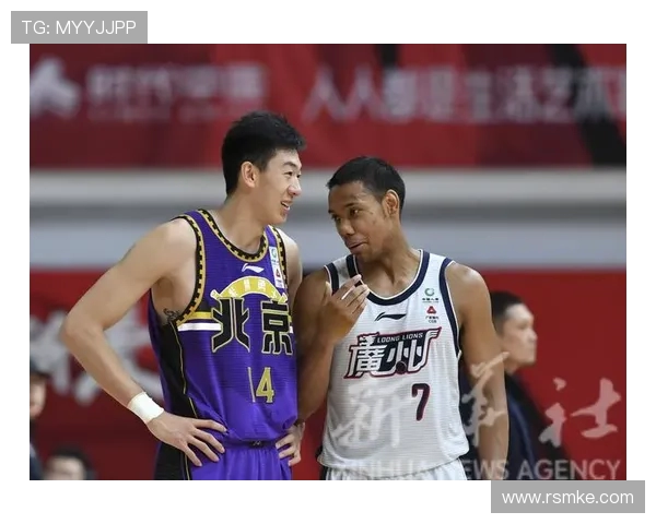 北京紫禁勇士迎战新疆队全力争胜展现篮球风采