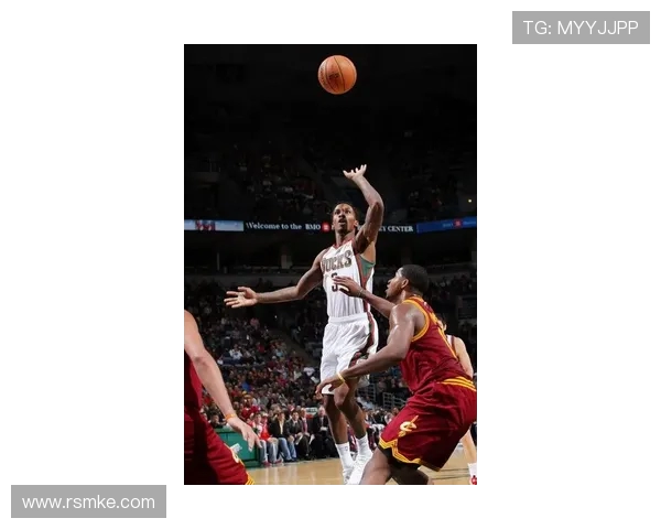 活塞与骑士激战正酣彩客网带你全程关注赛事动态与精彩分析 活塞与骑士激战正酣彩客网带你全程关注赛事动态与精彩分析